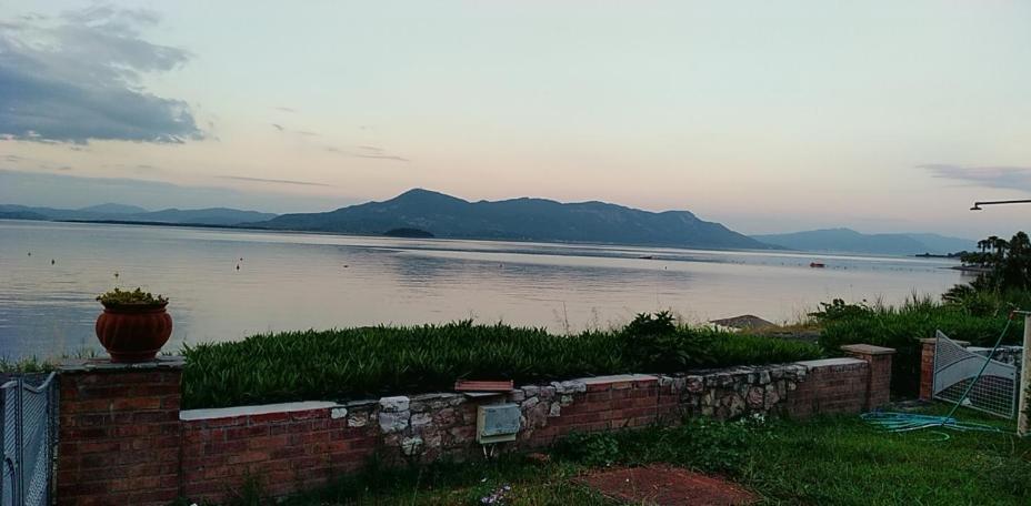 Apartamento Mare E Monti1 Kamena Vourla Exterior foto